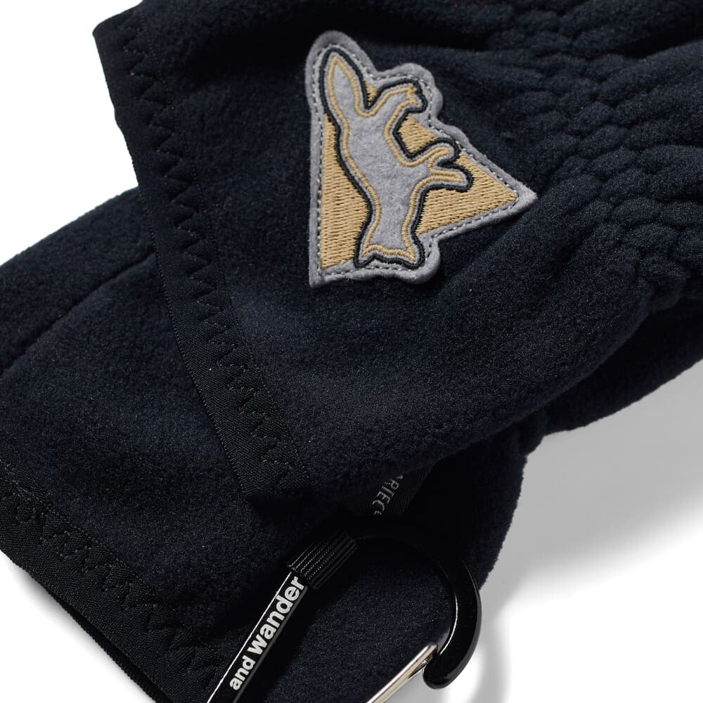 

And Wander x Maison Kitsune Флисовые перчатки