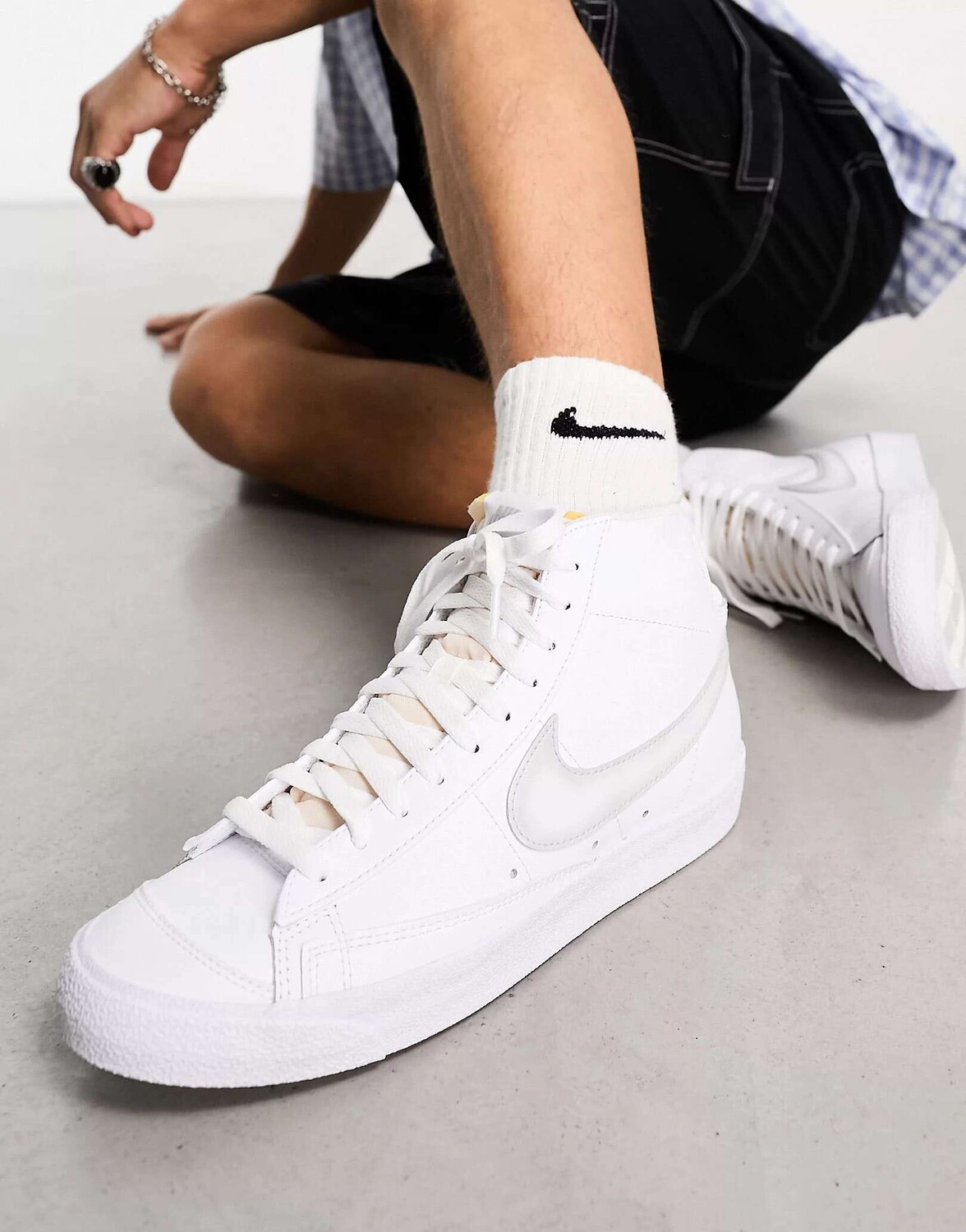 

Винтажные кроссовки Nike Blazer Mid '77 белого и серого цвета, Белый