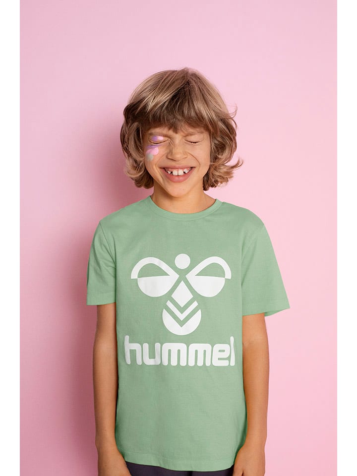 

Футболка Hummel, зеленый