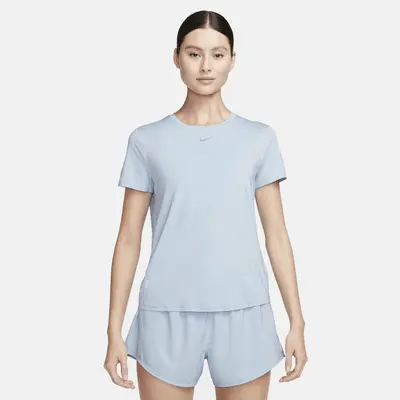 

Футболка Nike One Classic, цвет Light Armory Blue/Black