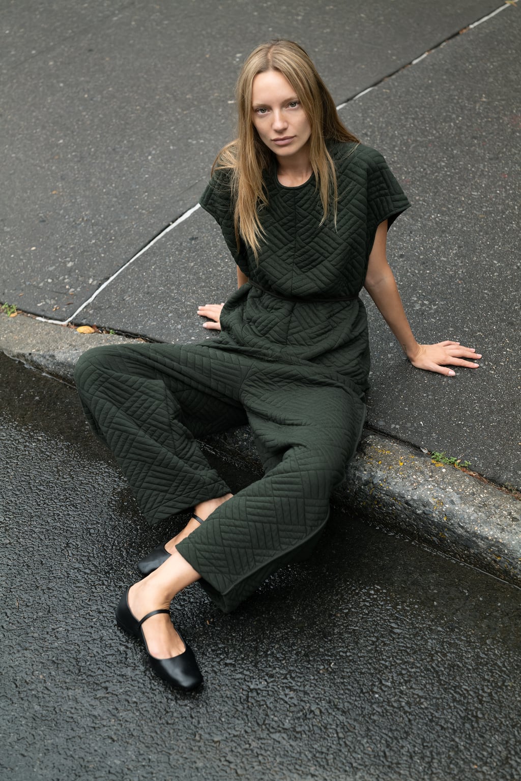 

Стеганые брюки кроя-морковки ZARA, хаки