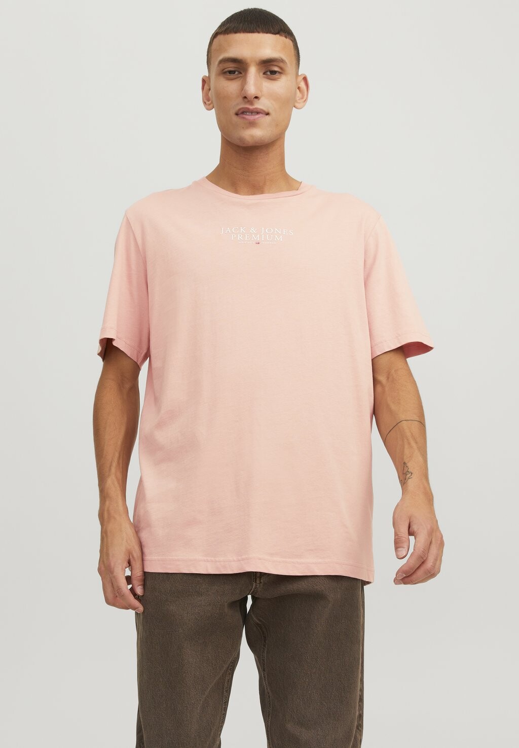 

Футболка с принтом SS CREW NECK NOOS Jack & Jones, туманная роза