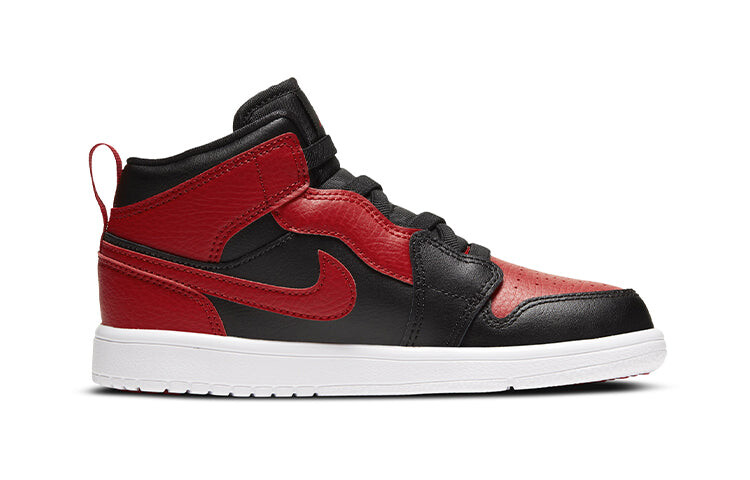 

Кроссовки Air Jordan 1 Mid