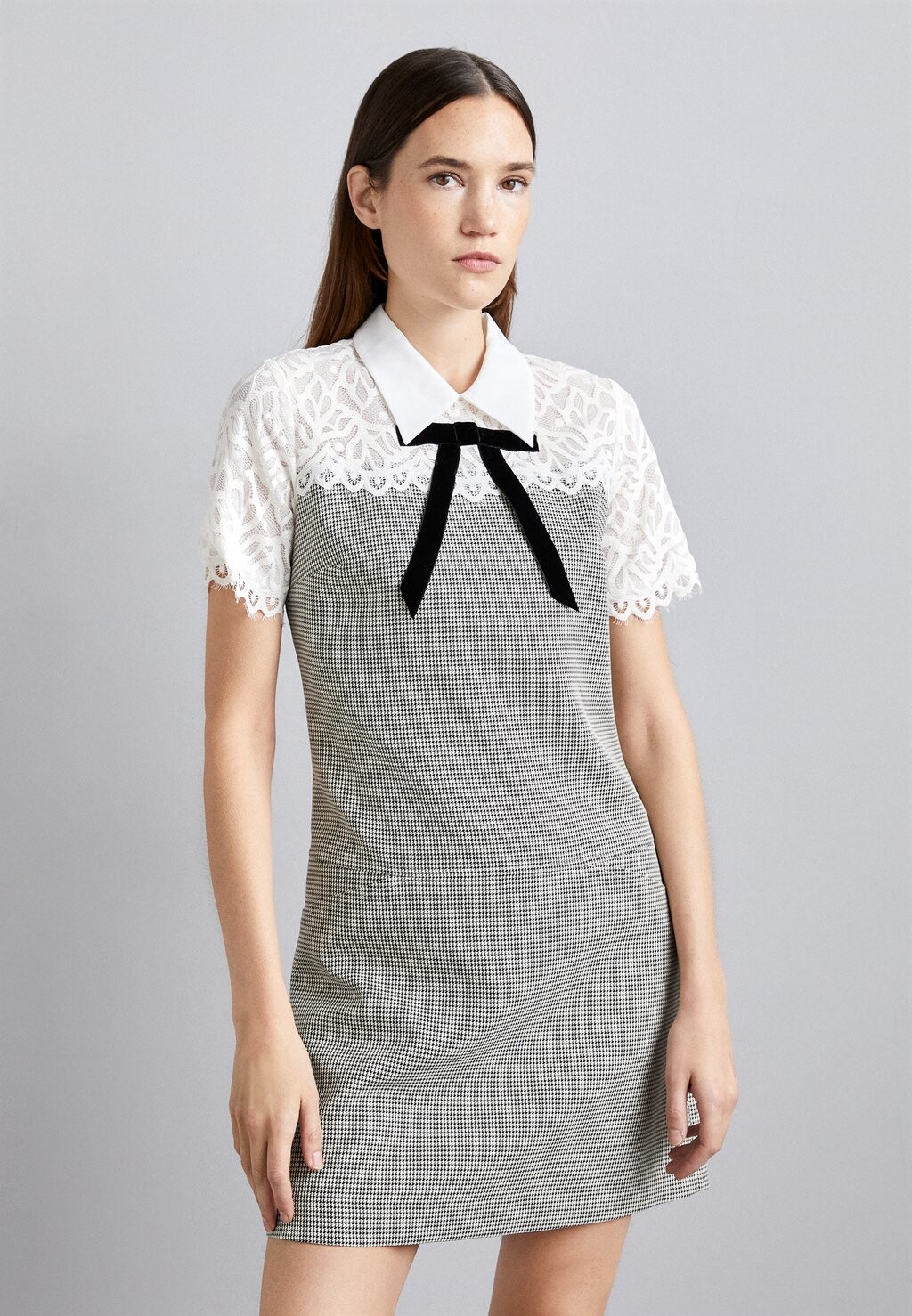 

Платье летнее Robe Caviar sandro, цвет noir/blanc