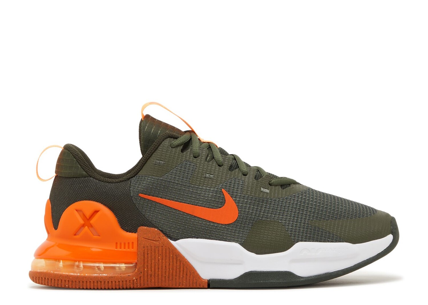 

Кроссовки Nike Air Max Alpha Trainer 5 'Cargo Khaki Safety Orange', зеленый
