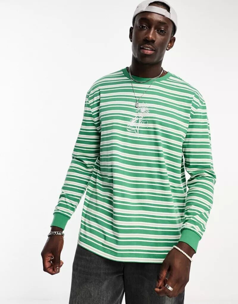

Рубашка свободного кроя с длинными рукавами ASOS с зелеными полосками и принтом в виде ладоней на груди