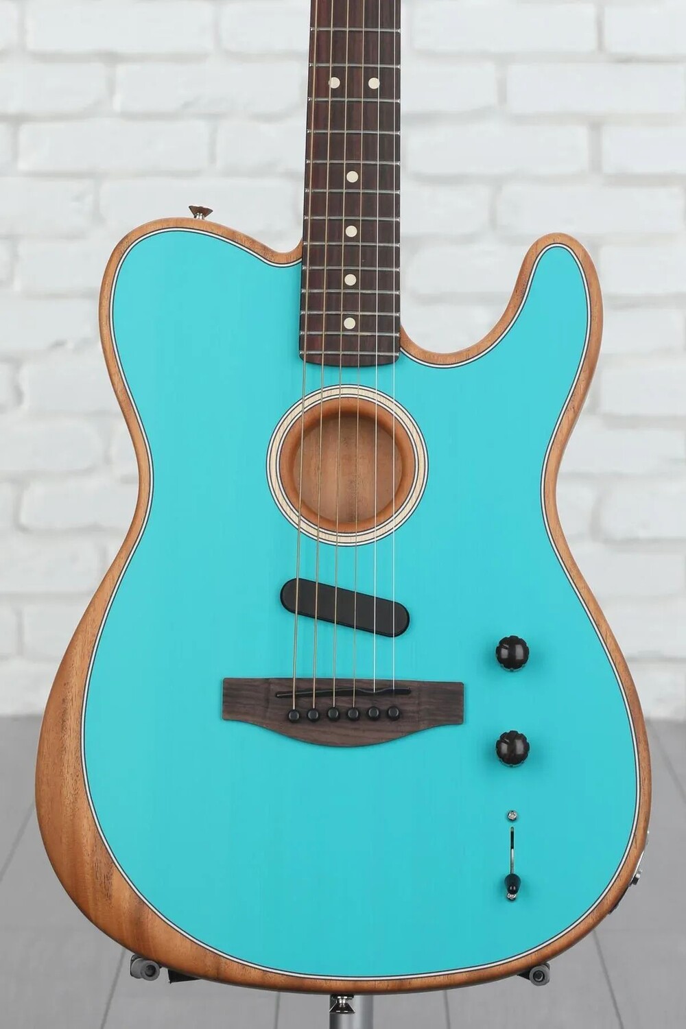 

Акустически-электрическая гитара Fender Acoustasonic Player Telecaster — Miami Blue, эксклюзивно для Sweetwater
