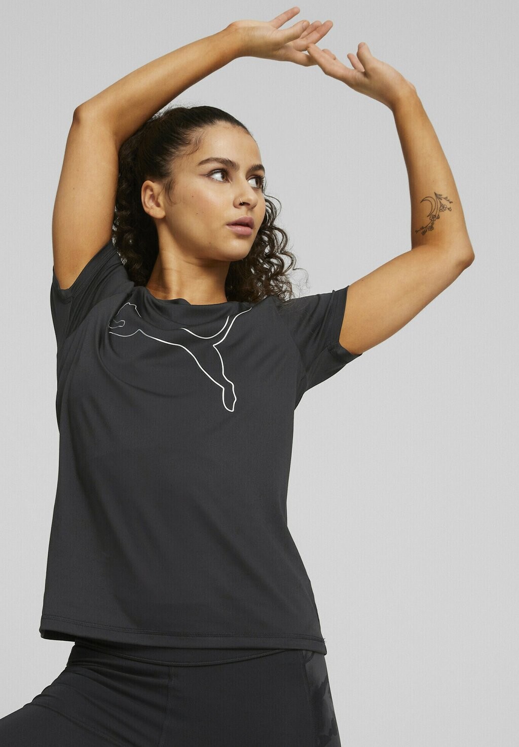 

Спортивная футболка Puma, черный