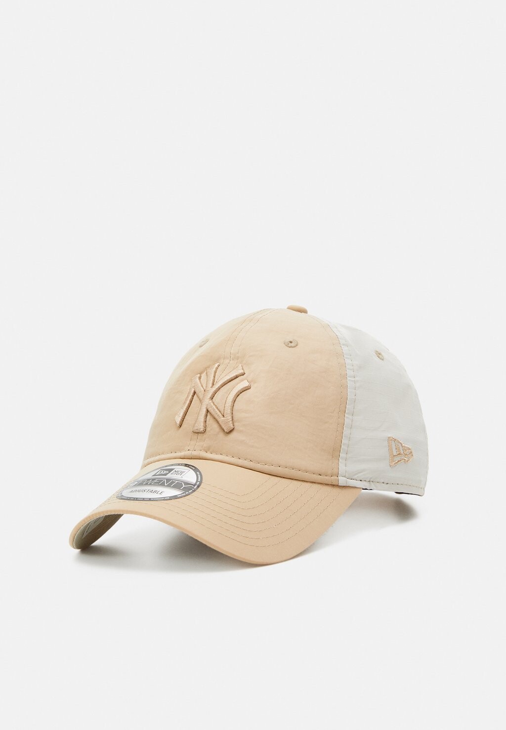 

Бейсболка New Era