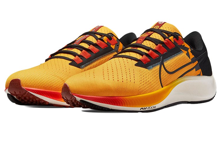 

Кроссовки Nike Air Zoom Pegasus 38 University Gold Black