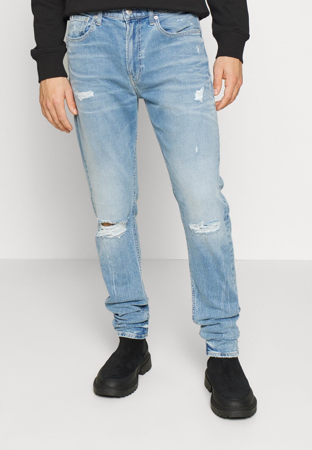 

Зауженные джинсы Calvin Klein Jeans