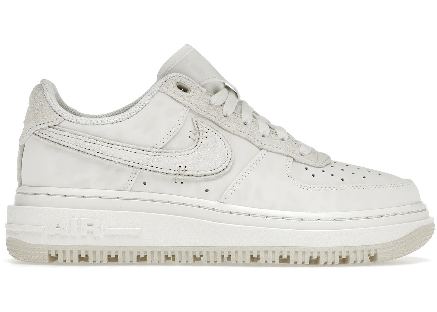 

Кроссовки Nike Air Force, белый