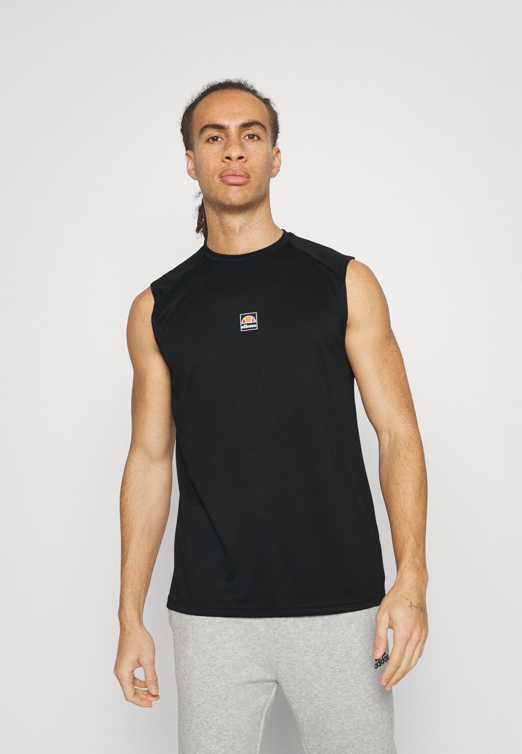 

Футболка Ellesse