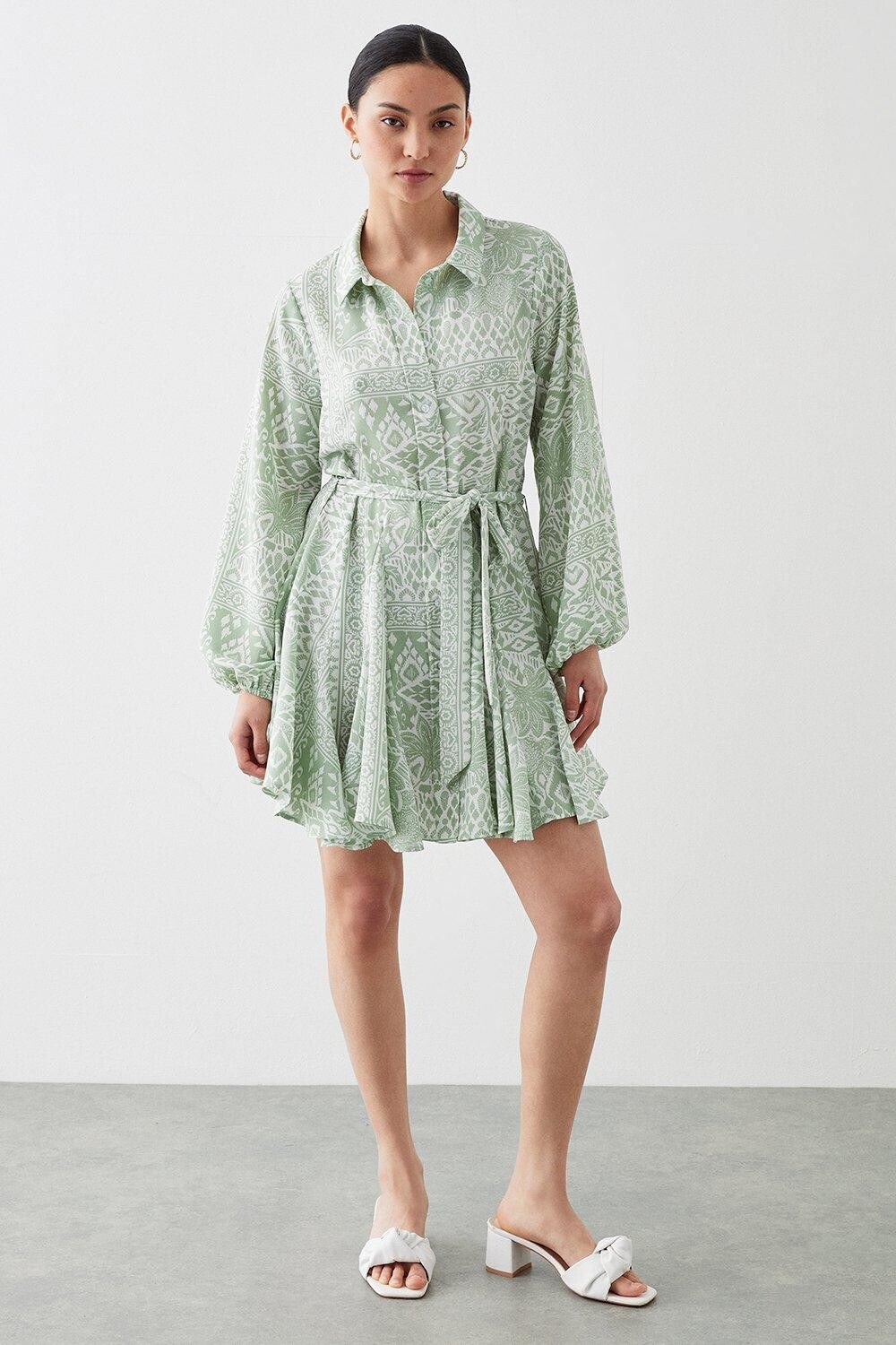 

Миниатюрное зеленое платье-рубашка из иката Petite Dorothy Perkins, зеленый