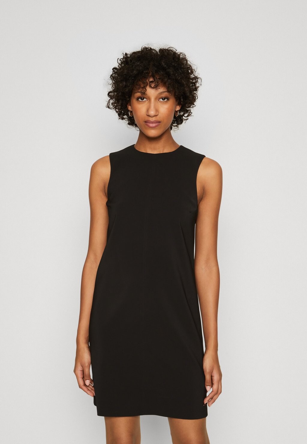 

Платье из джерси SHIFT DRESS Calvin Klein, цвет black