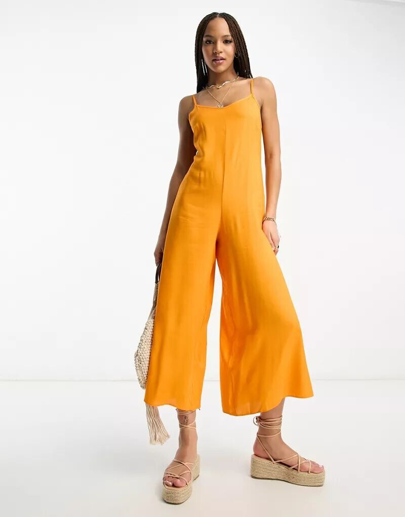 

Оранжевый комбинезон-кюлот с бретелями ASOS