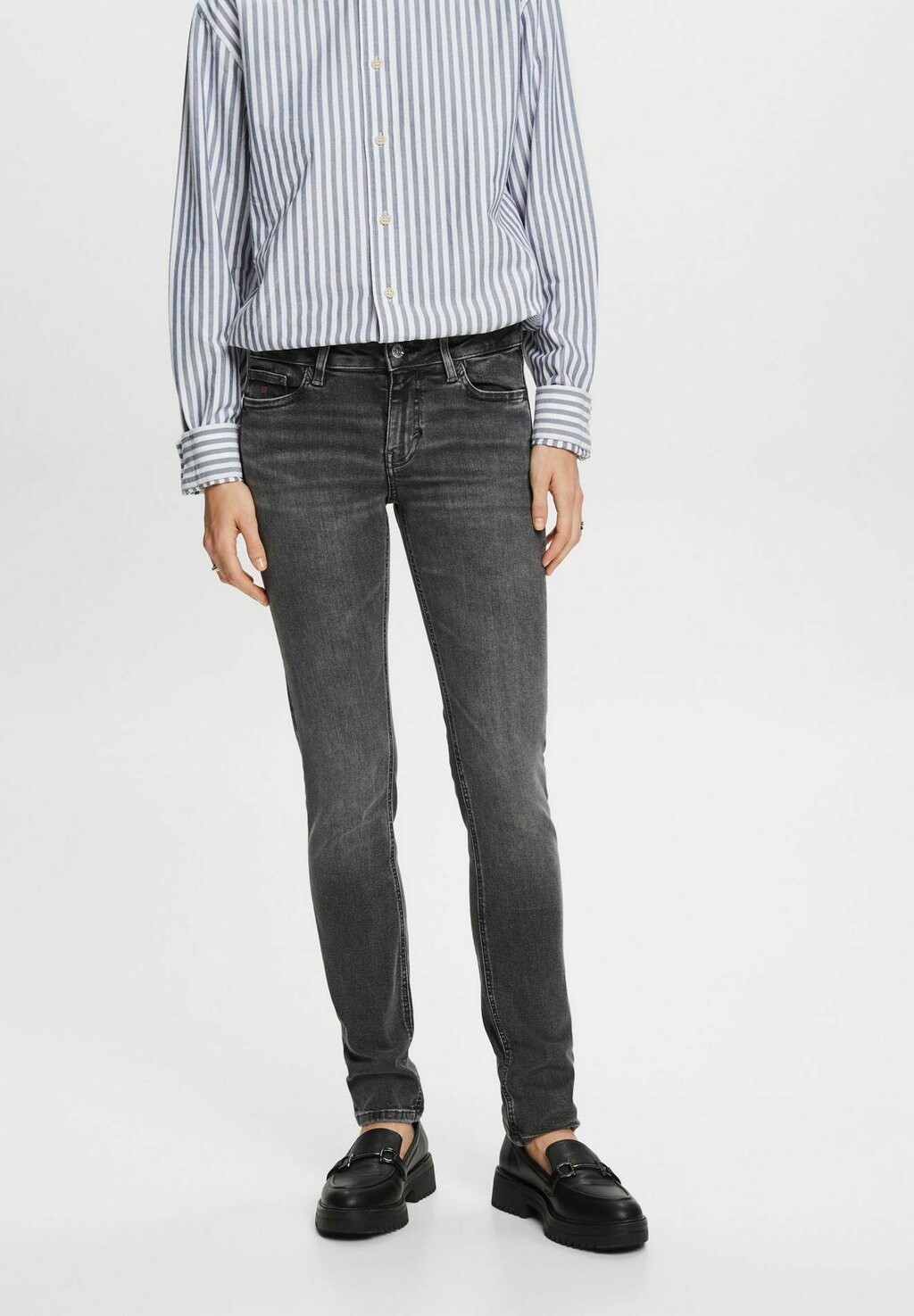 

Джинсы Slim Fit MIT MITTLERER BUNDHÖHE Esprit, цвет black dark washed