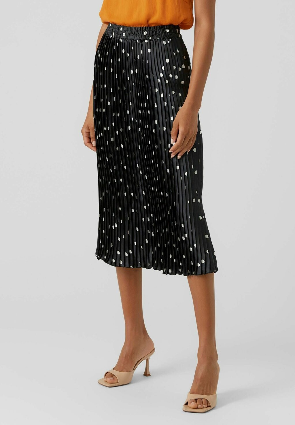 

Юбка в складку Vero Moda, черный