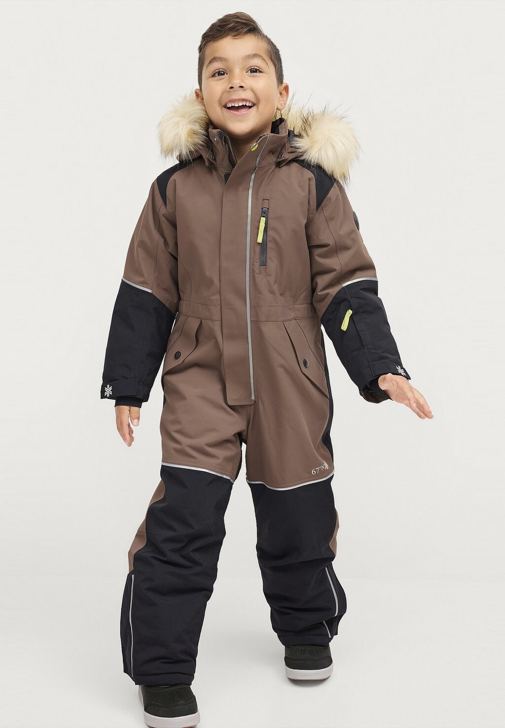 

Комбинезон зимний OVERALL SOLID WASSERDICHT UND WATTIERT Áhkká, коричневый/черный