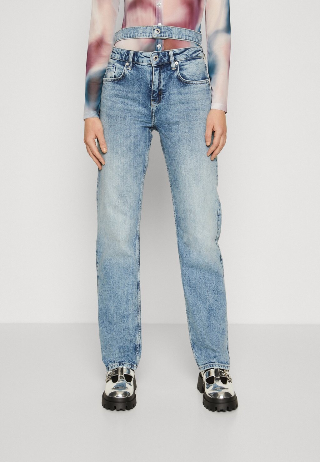 

Джинсы прямого кроя Karl Lagerfeld Jeans, стираные, цвет washed mid blue