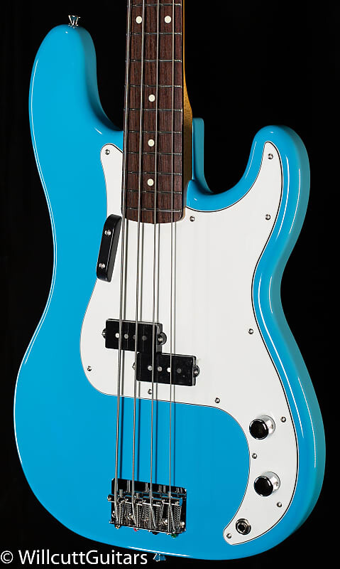

Басс гитара Fender Made in Japan Limited International Color Precision Bass Rosewood Fingerboard Maui Blue