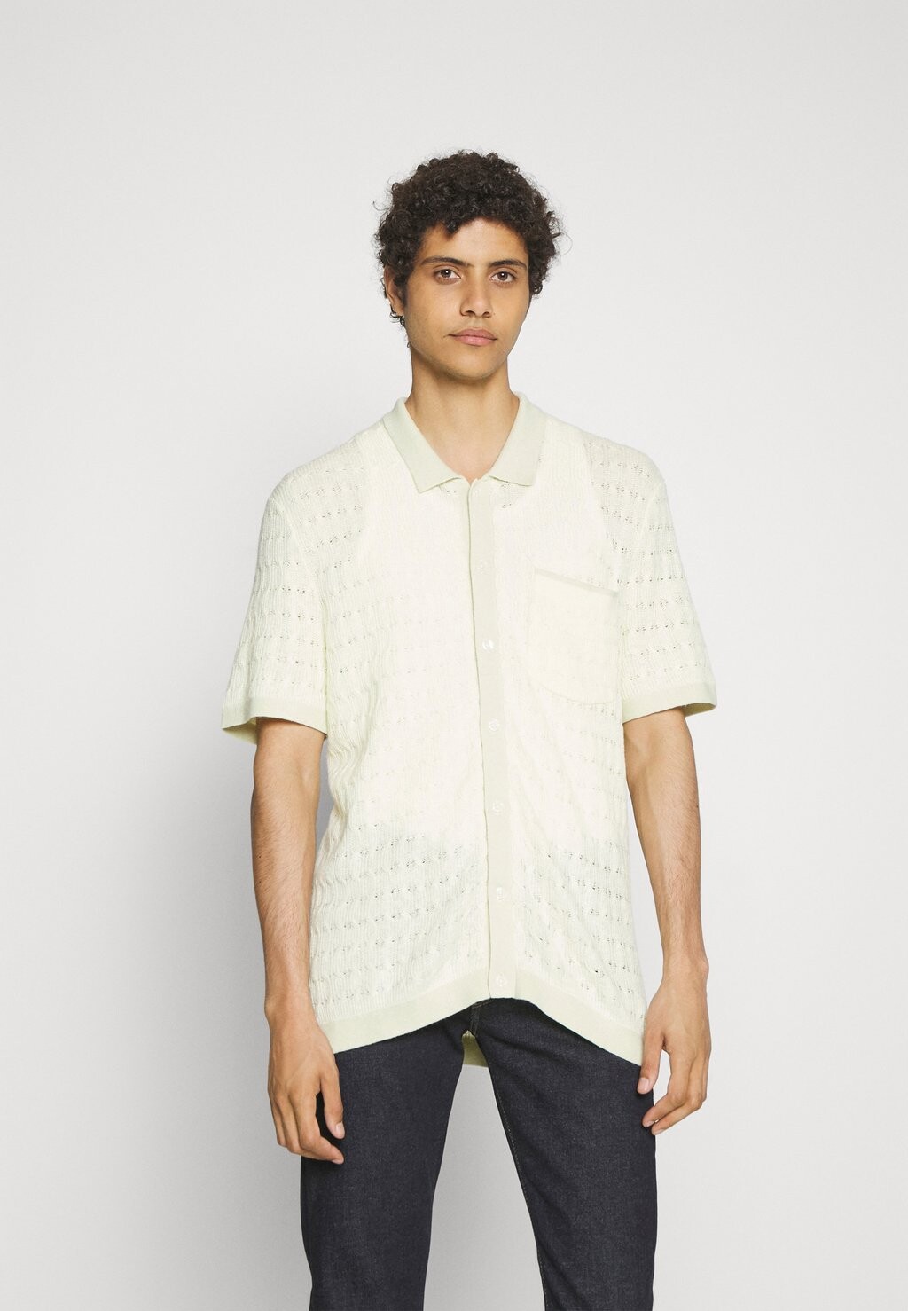 

Рубашка GETAWAY TONAL Abercrombie & Fitch, цвет aloe