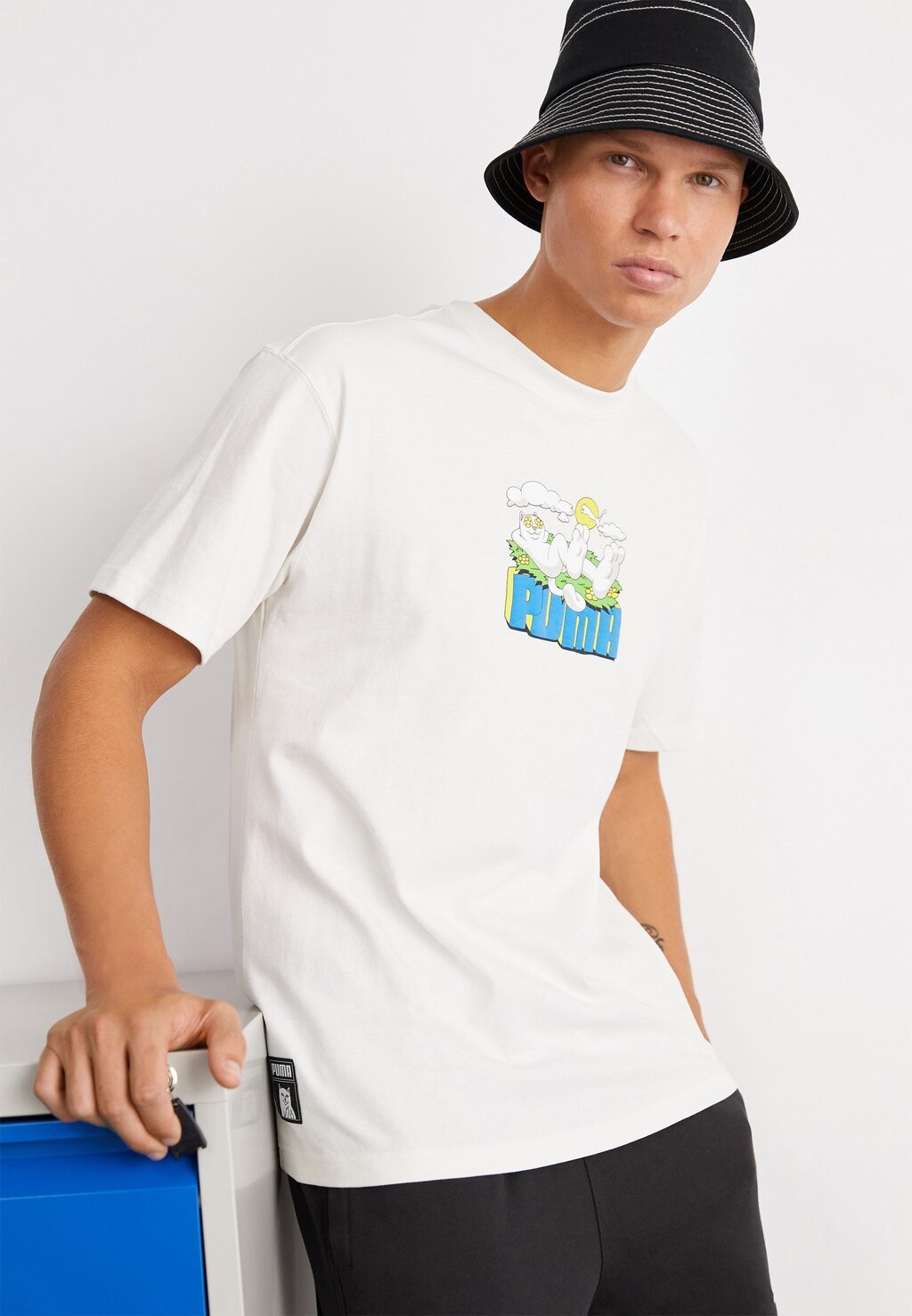 

Футболка с принтом PUMA X RIPNDIP GRAPHIC TEE Puma, тёплый белый
