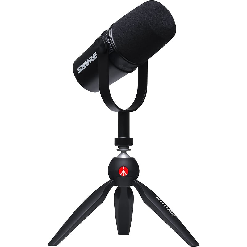 

Микрофон Shure MV7-K-BNDL Dynamic USB Microphone Podcast Bundle