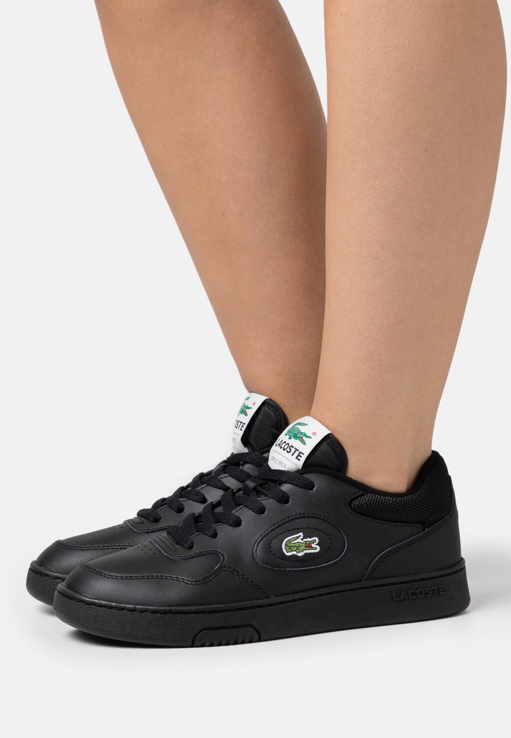 

Кроссовки Lacoste, черный