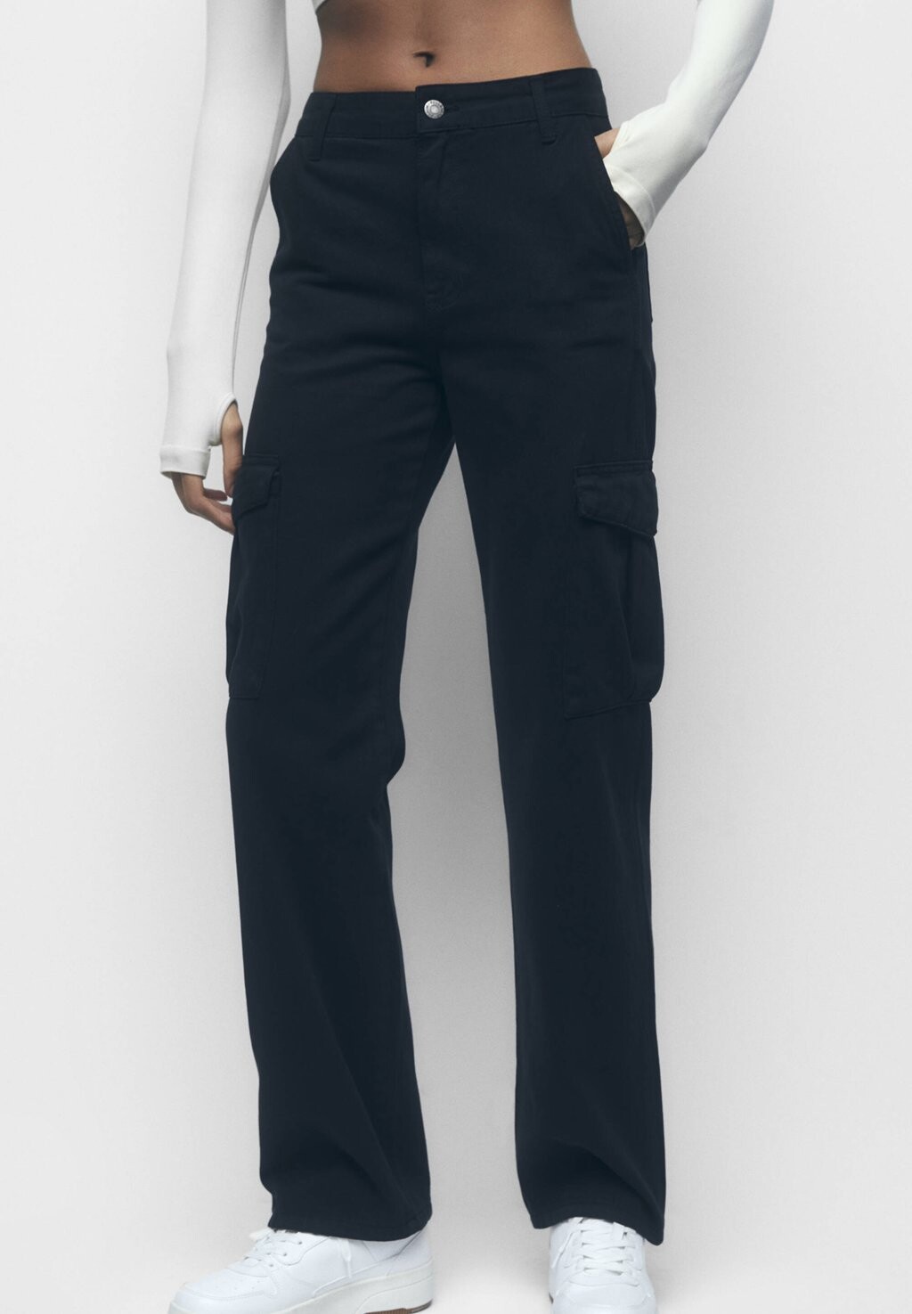 

Брюки карго PULL&BEAR, черный