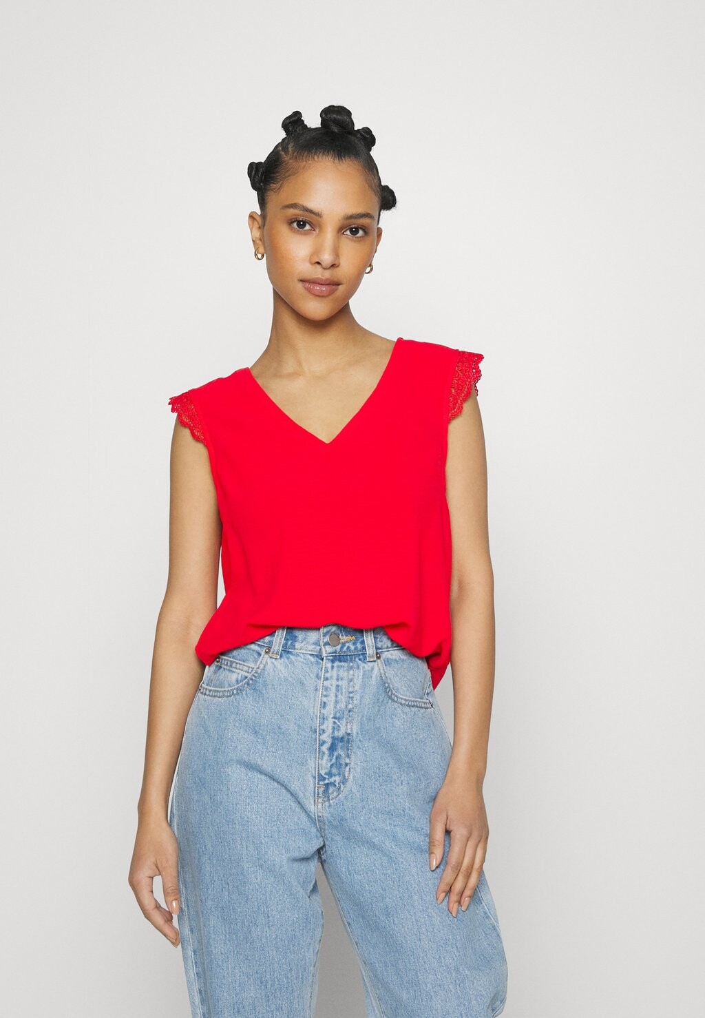 

Блузка Vero Moda