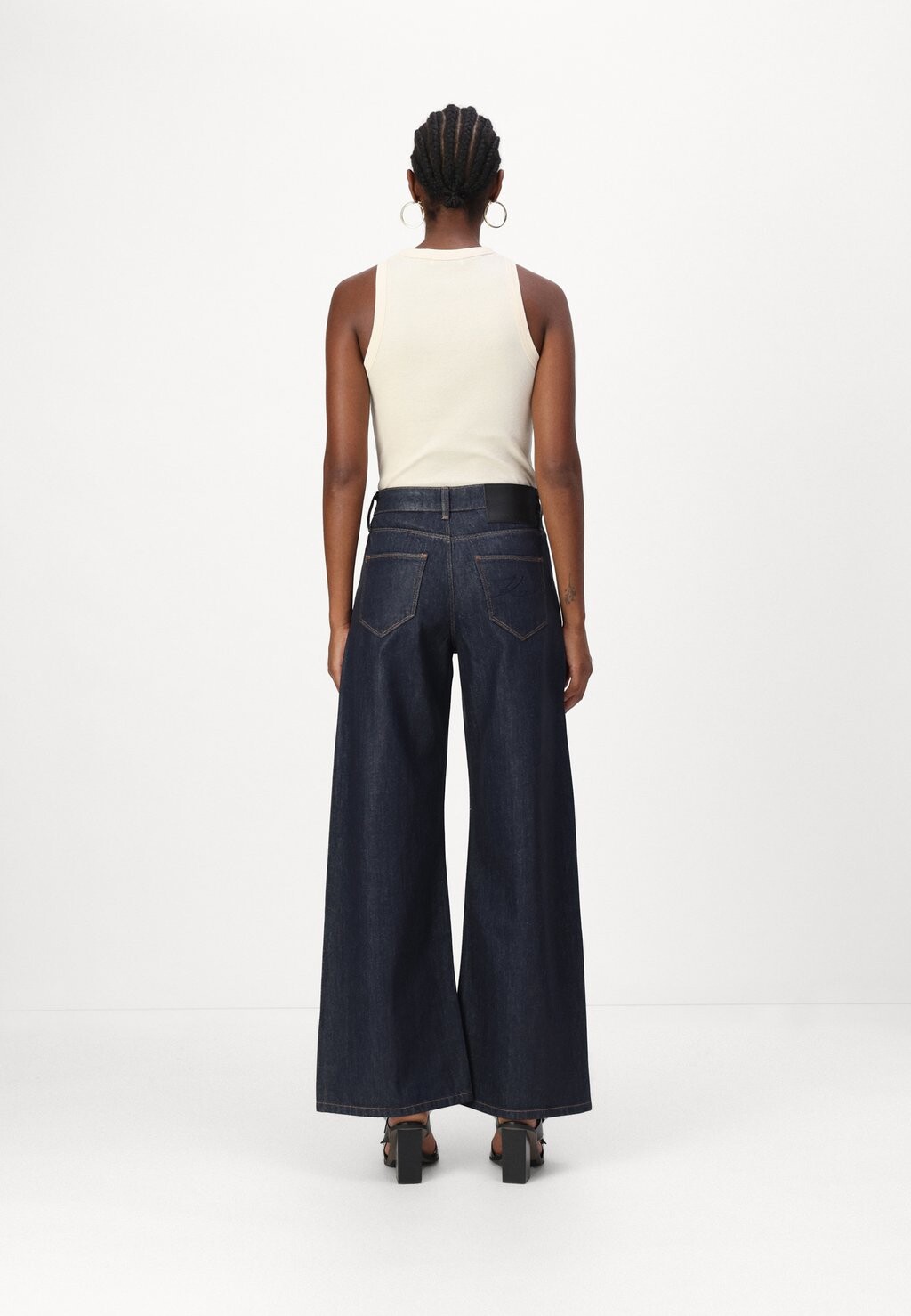 

Джинсы свободного кроя COATED WIDE LEG PANTS KARL LAGERFELD, синие джинсы