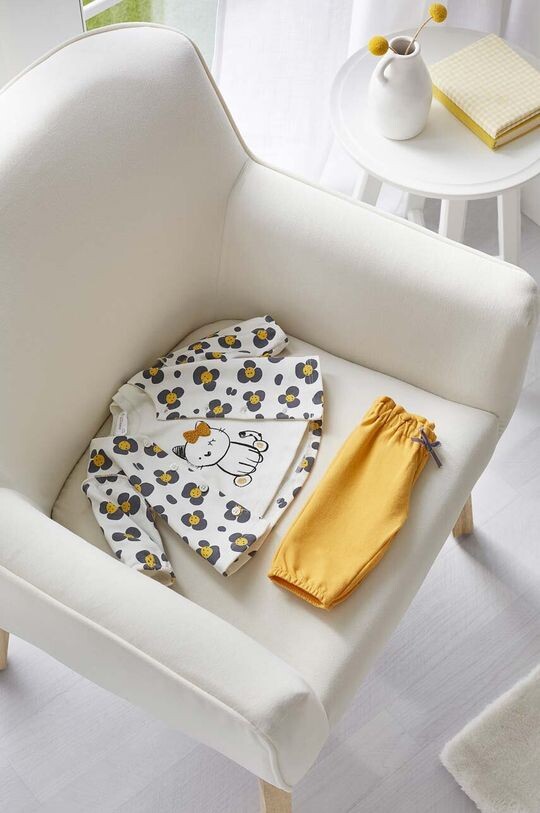 

Mayoral Комплект для новорожденных Mayoral Newborn, желтый