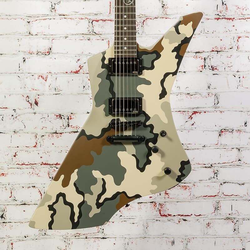 

Электрогитара ESP LTD James Hetfield Snakebyte Electric Guitar with Case Camo