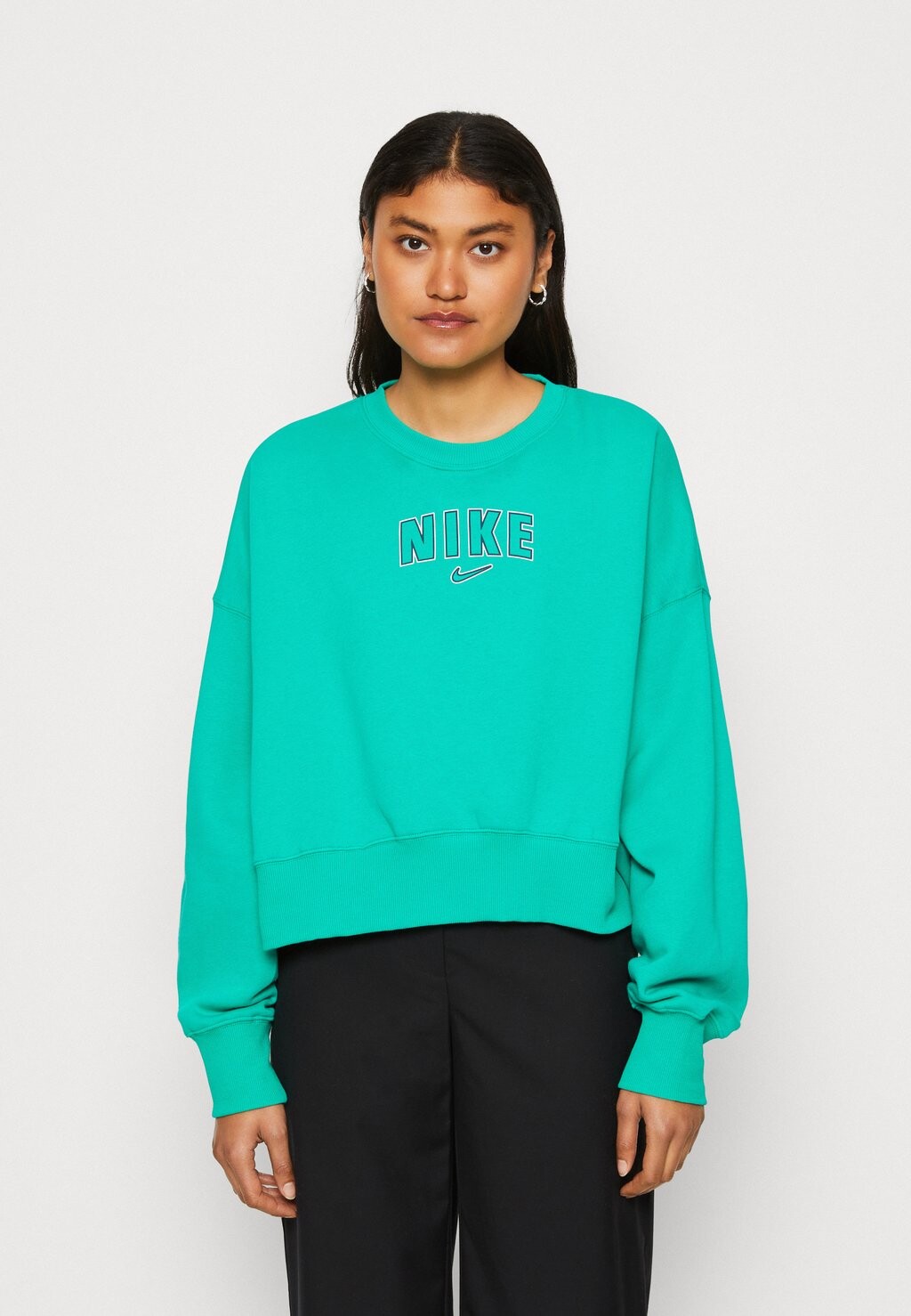 

Толстовка Nike Crew, зеленый стадион