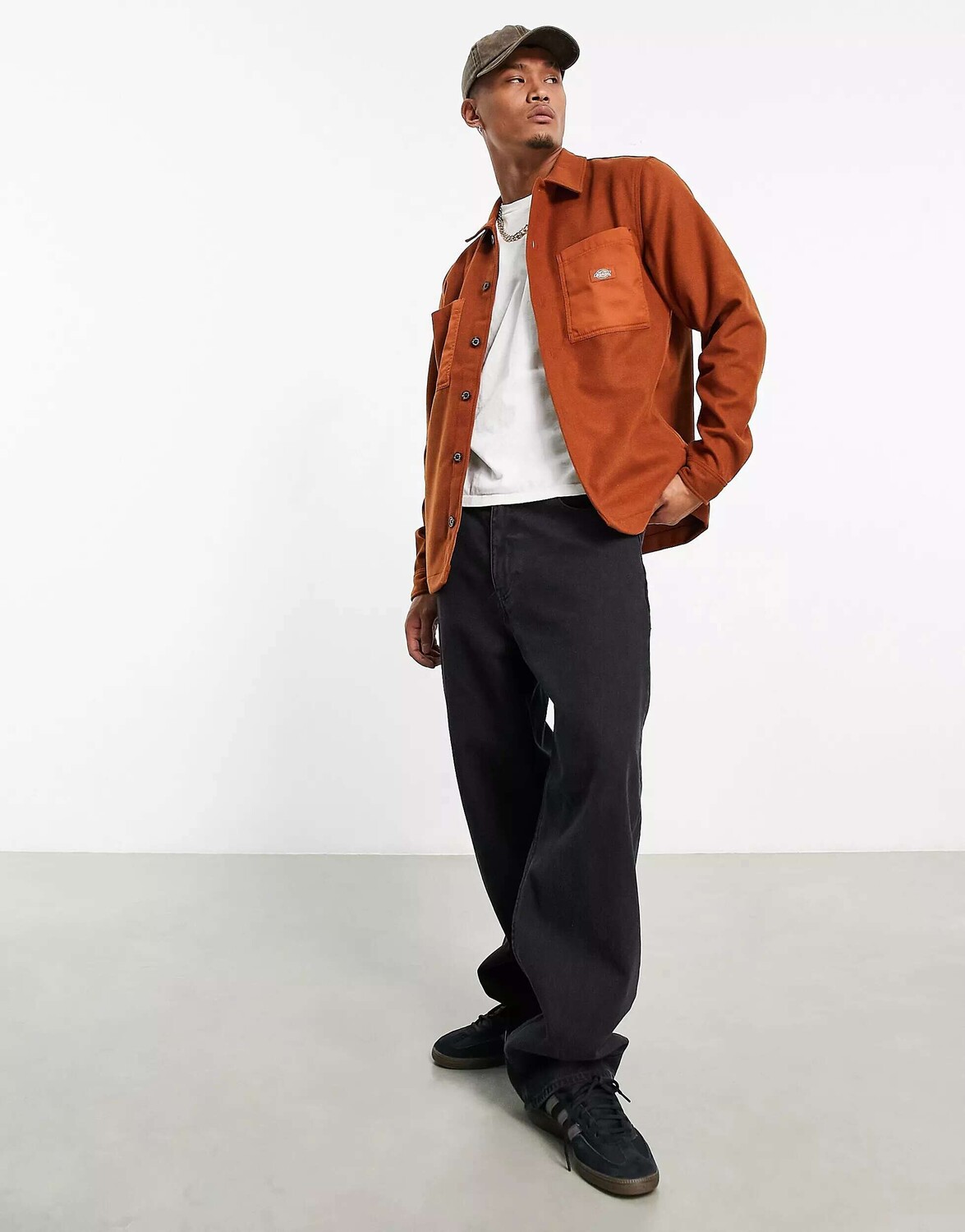 

Коричневая рубашка Dickies Union