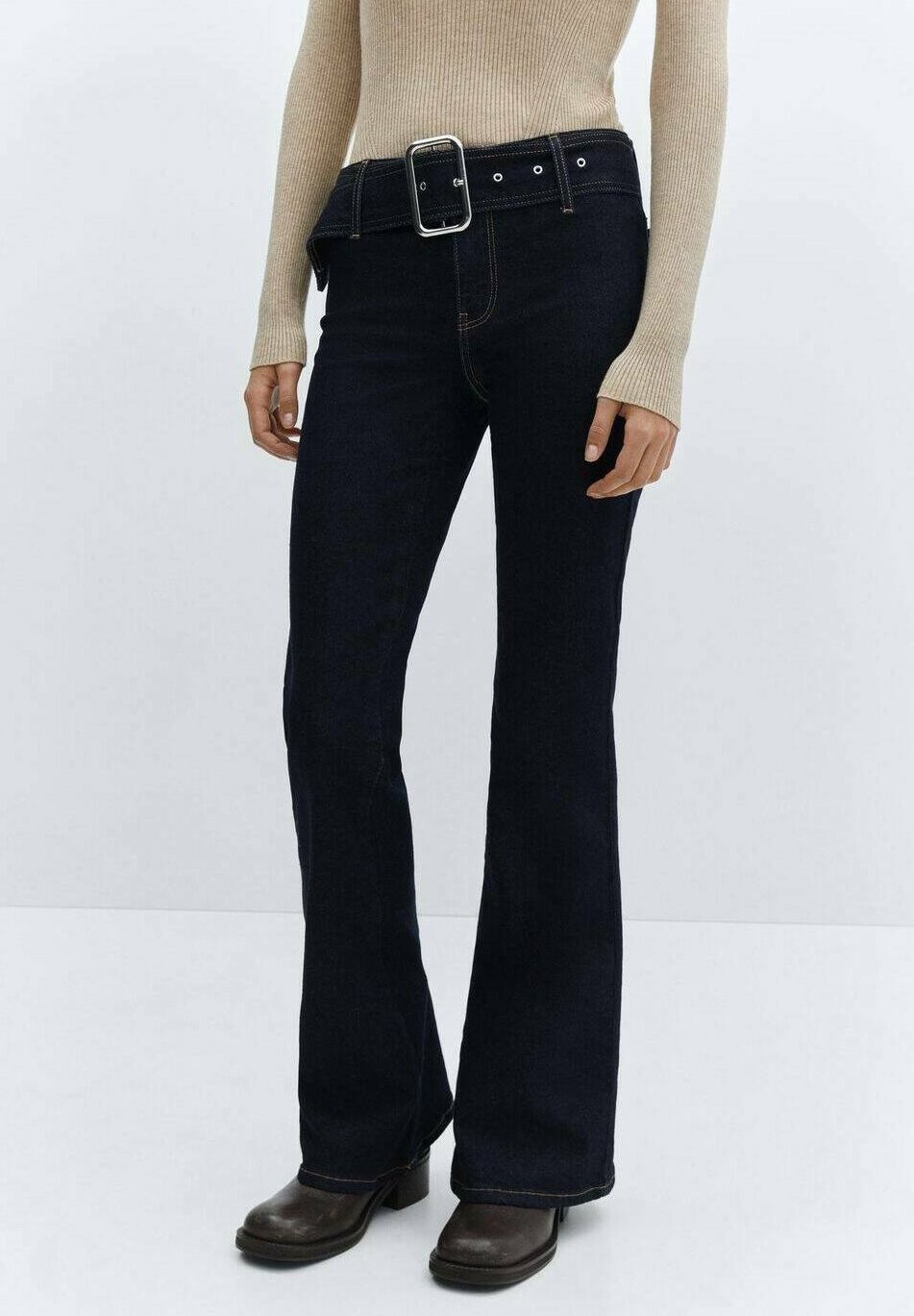 

Джинсы Bootcut Britney Mango, цвет open blauw