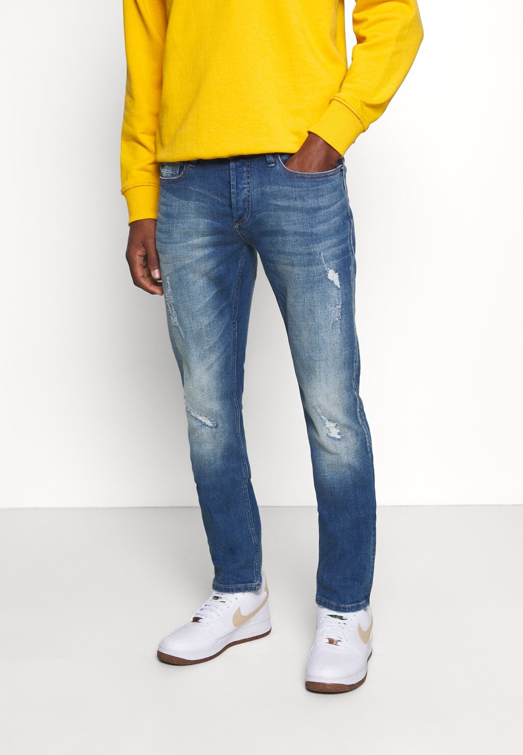 

Джинсы Slim fit Denham