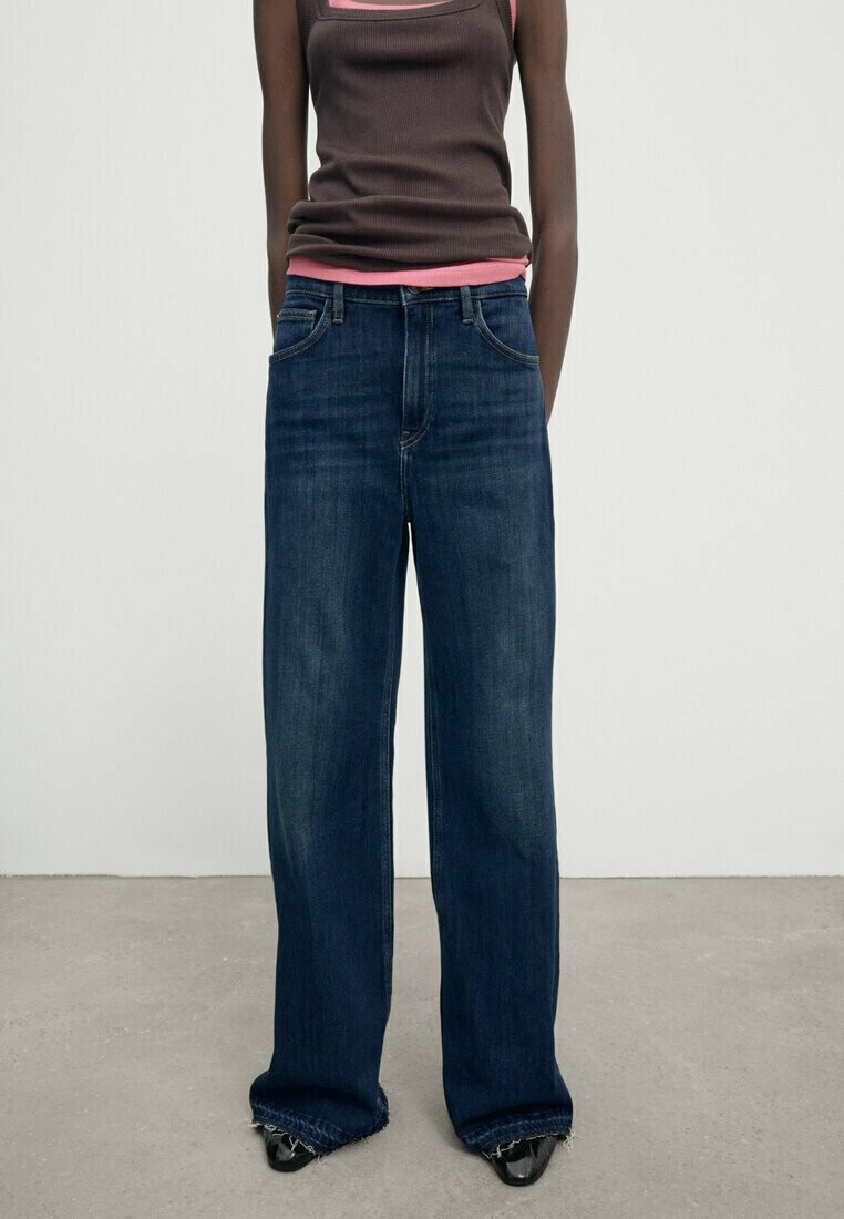 

Джинсы-клеш Massimo Dutti, синий