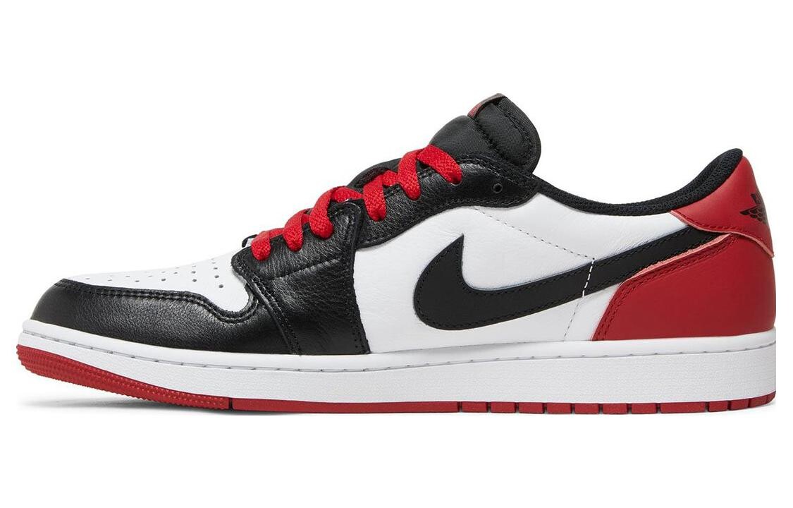 

Кроссовки Jordan 1 Retro Low OG с черным носком