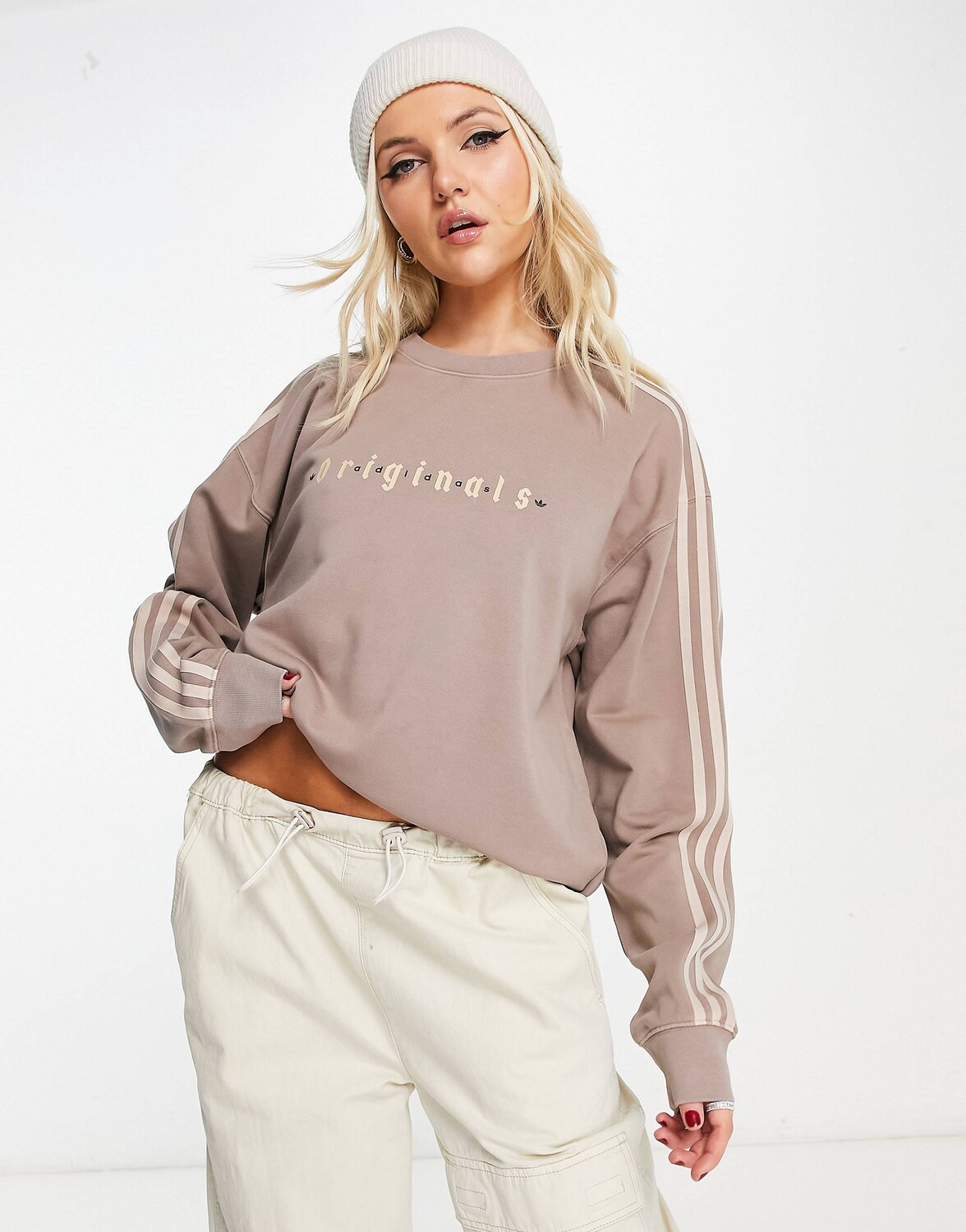

Коричневая толстовка adidas Originals Gothcore