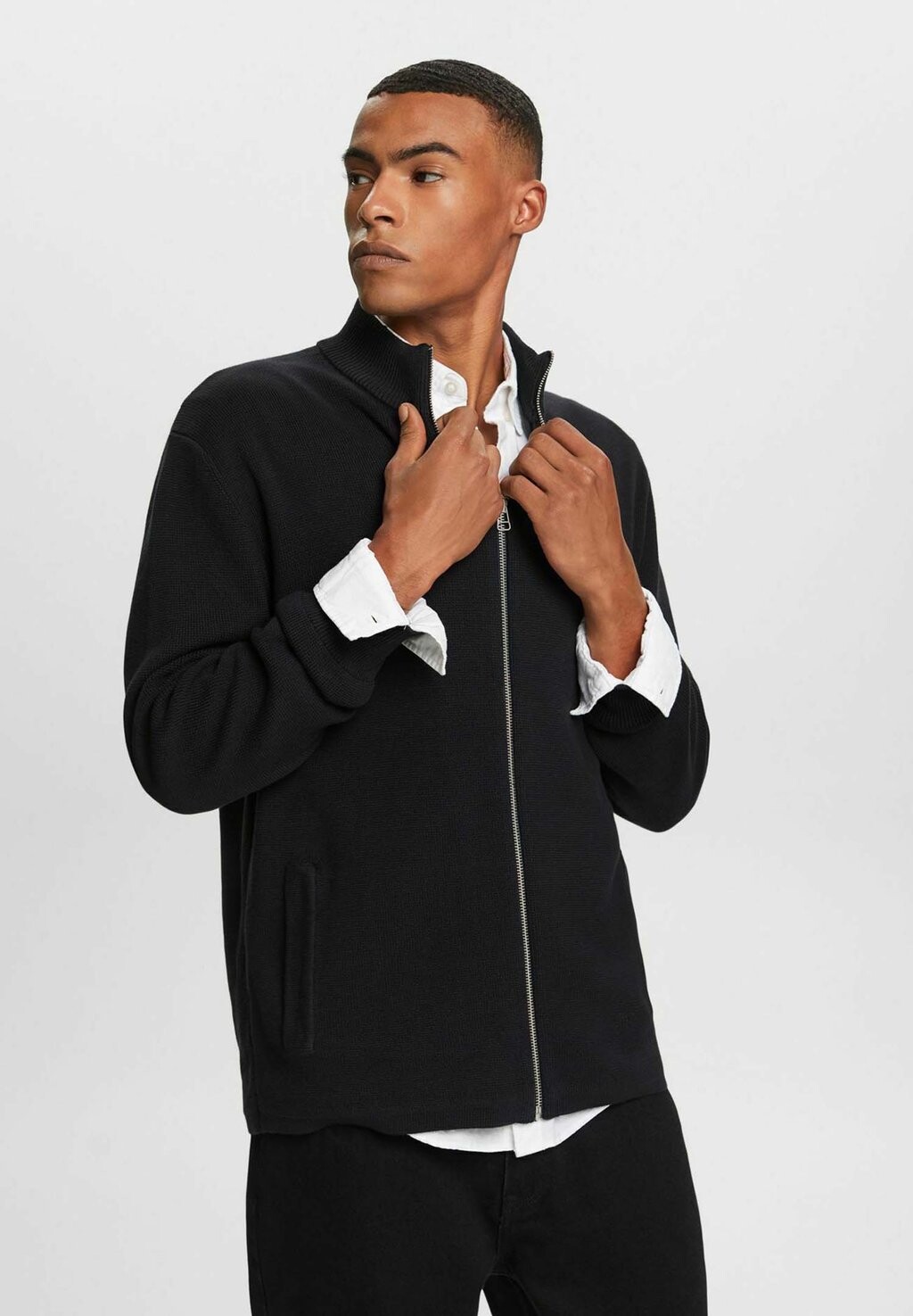 

Кардиган Esprit, цвет black