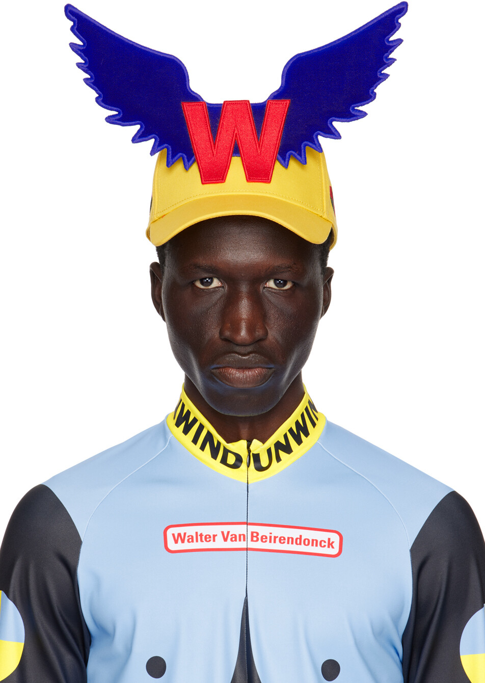 

Желтая кепка с крыльями Walter Van Beirendonck