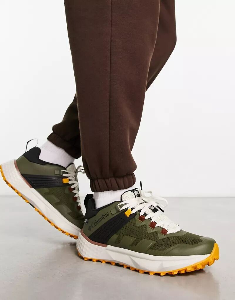 

Кроссовки Columbia Facet 75 Outdry цвета хаки