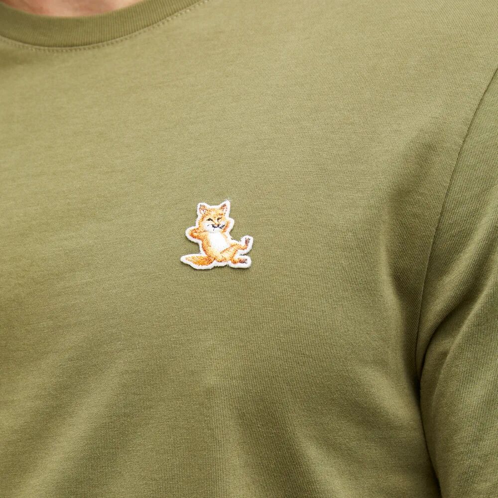 Maison Kitsune Обычная футболка Chillax с нашивкой из лисы, зеленый