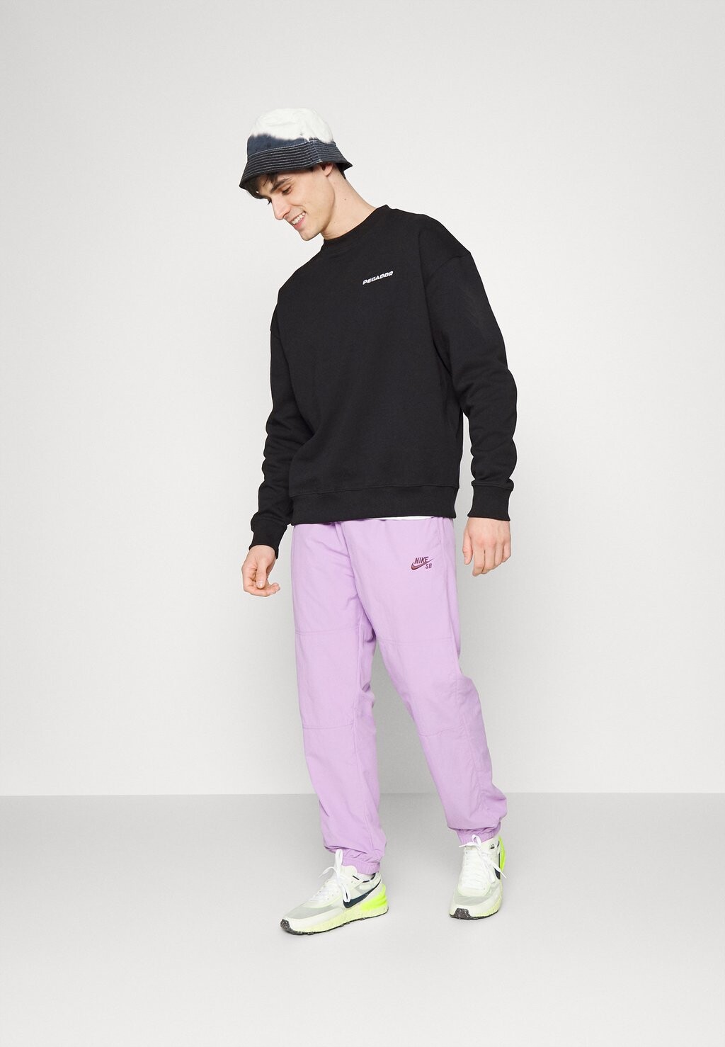 

Толстовка Oversized Logo Pegador, черный