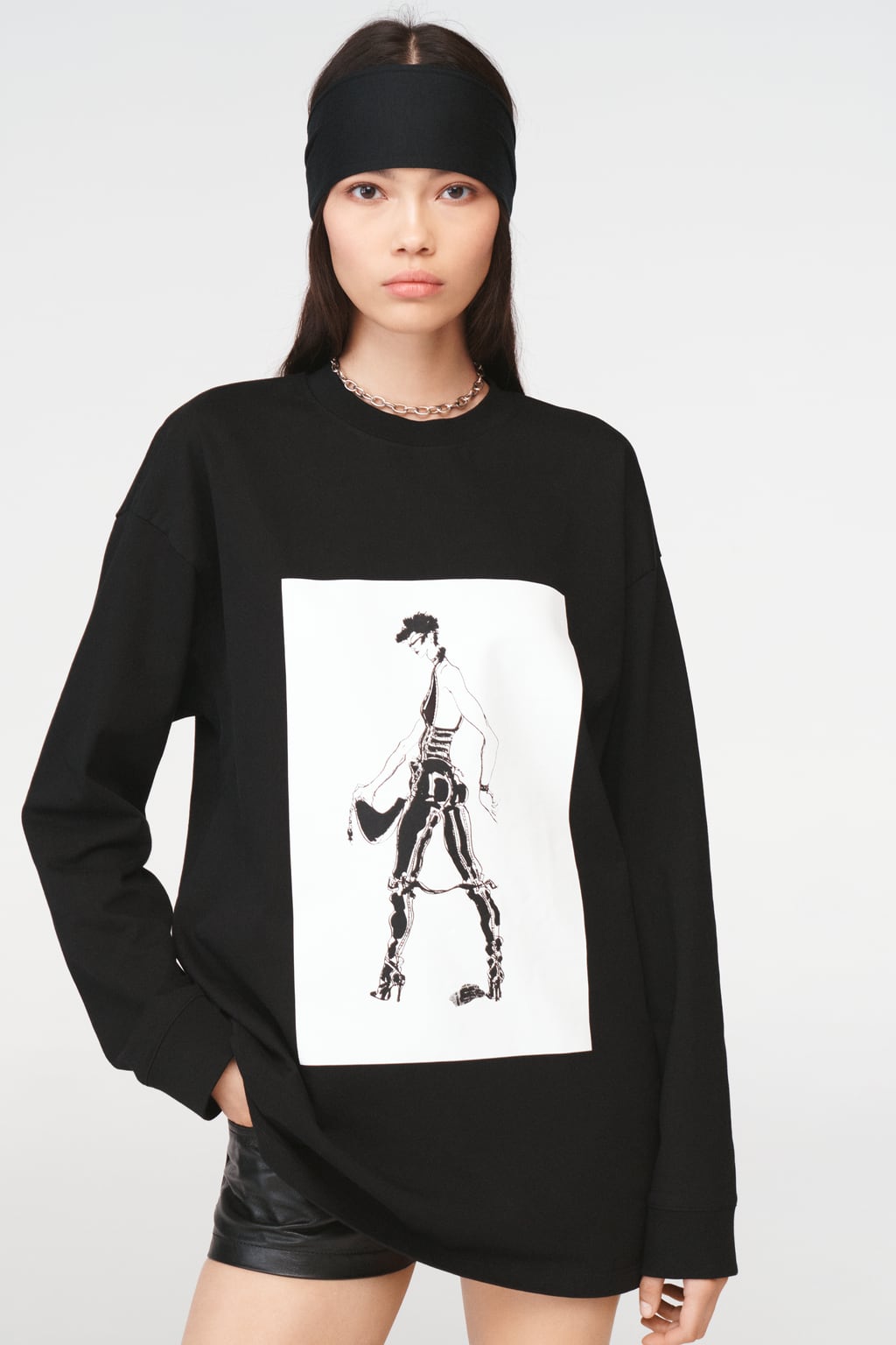 

Футболка с принтом Стивена Майзеля ZARA, принт