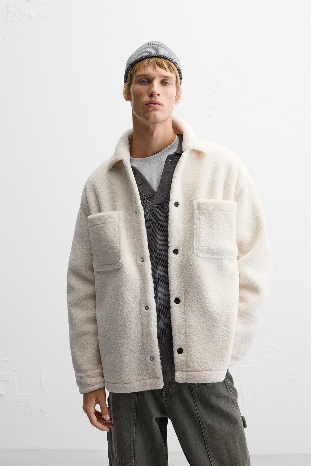 

Рубашка из искусственной овчины ZARA, экрю