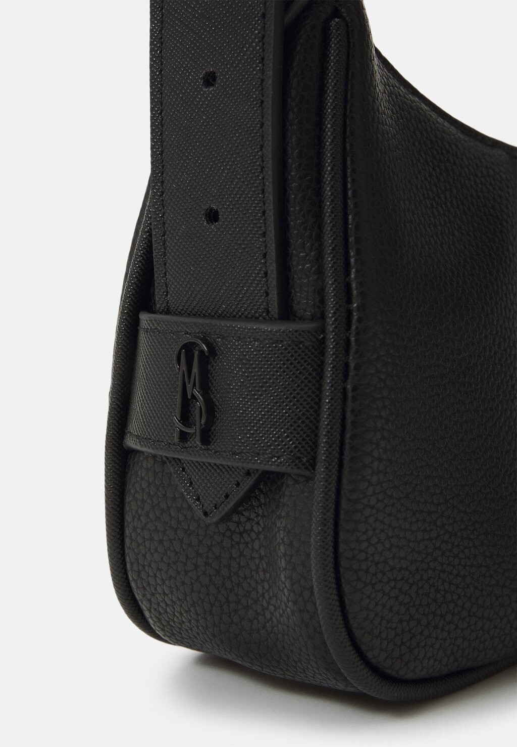 

Сумочка BLAURY Steve Madden, черный