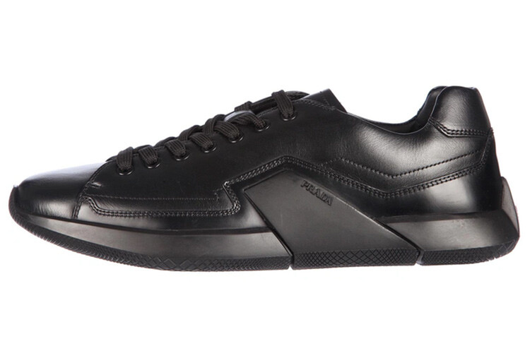 

Кроссовки мужские Prada, черный